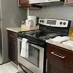 Cozy, High Rise, Large Studio Facing Downtown .